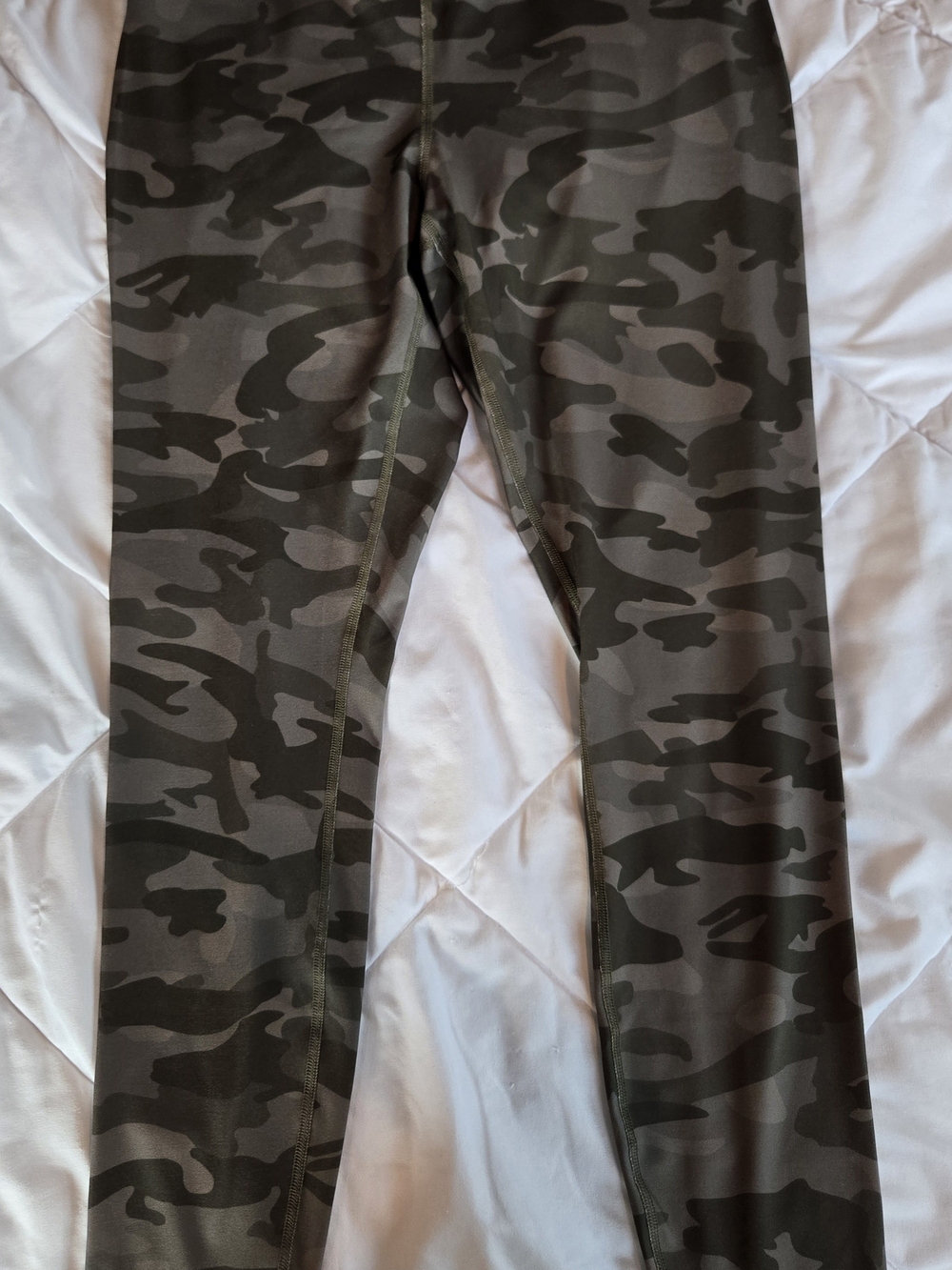 Womens  Camo Leggings - Olive Green
